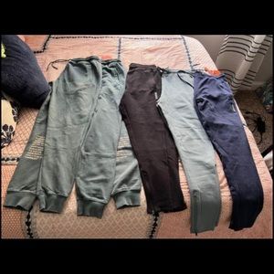 5 pairs Young LA sweatpants (Men’s L)